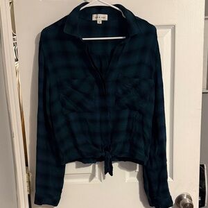 Cloth & Stone Navy Plaid Button-Down Shirt